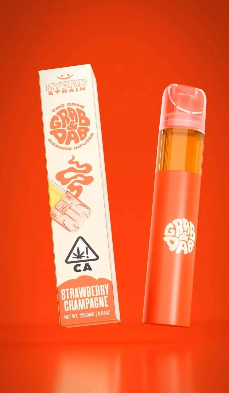 STRAWBERRY-CHAMPAGNE STRAWBERRY CHAMPAGNE